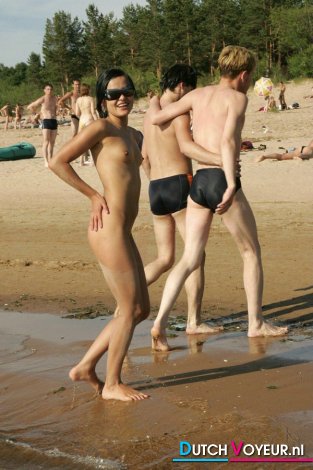 Snork points to a wild G-string .. :-)