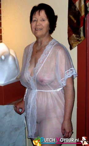 Czech milf Jindriska - upskirt, transparent