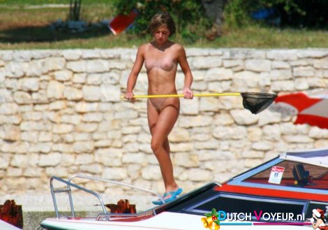 Teen naked on a boat with good figure