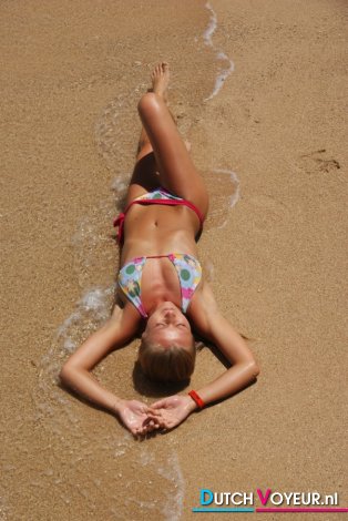 girl stands in the occupied pleasant radiation